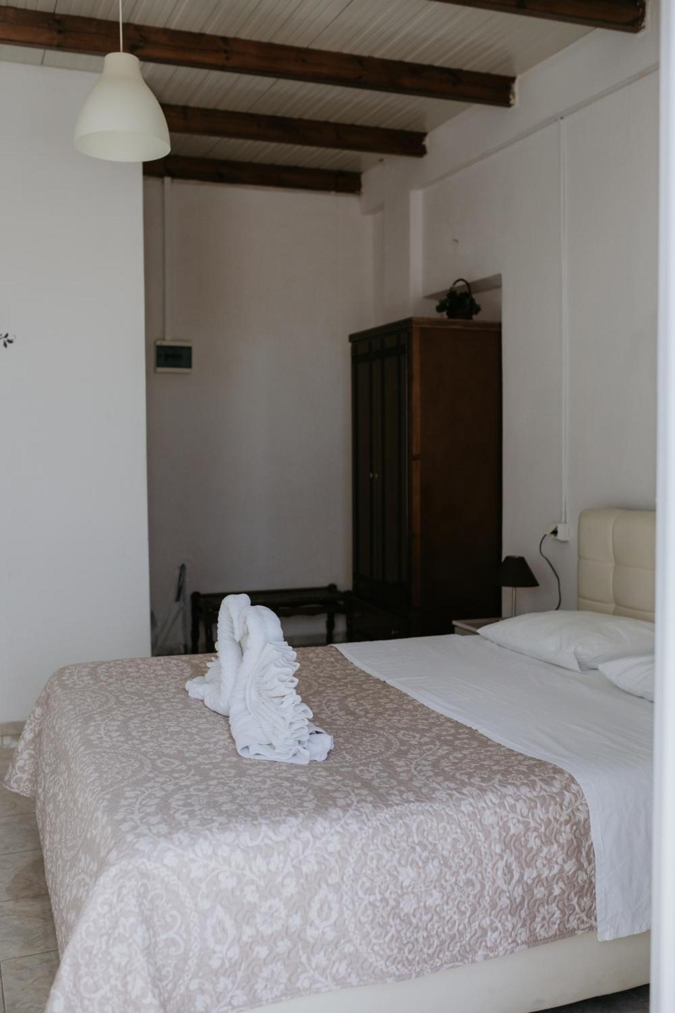 Hotel Thirasia Фіра Номер фото